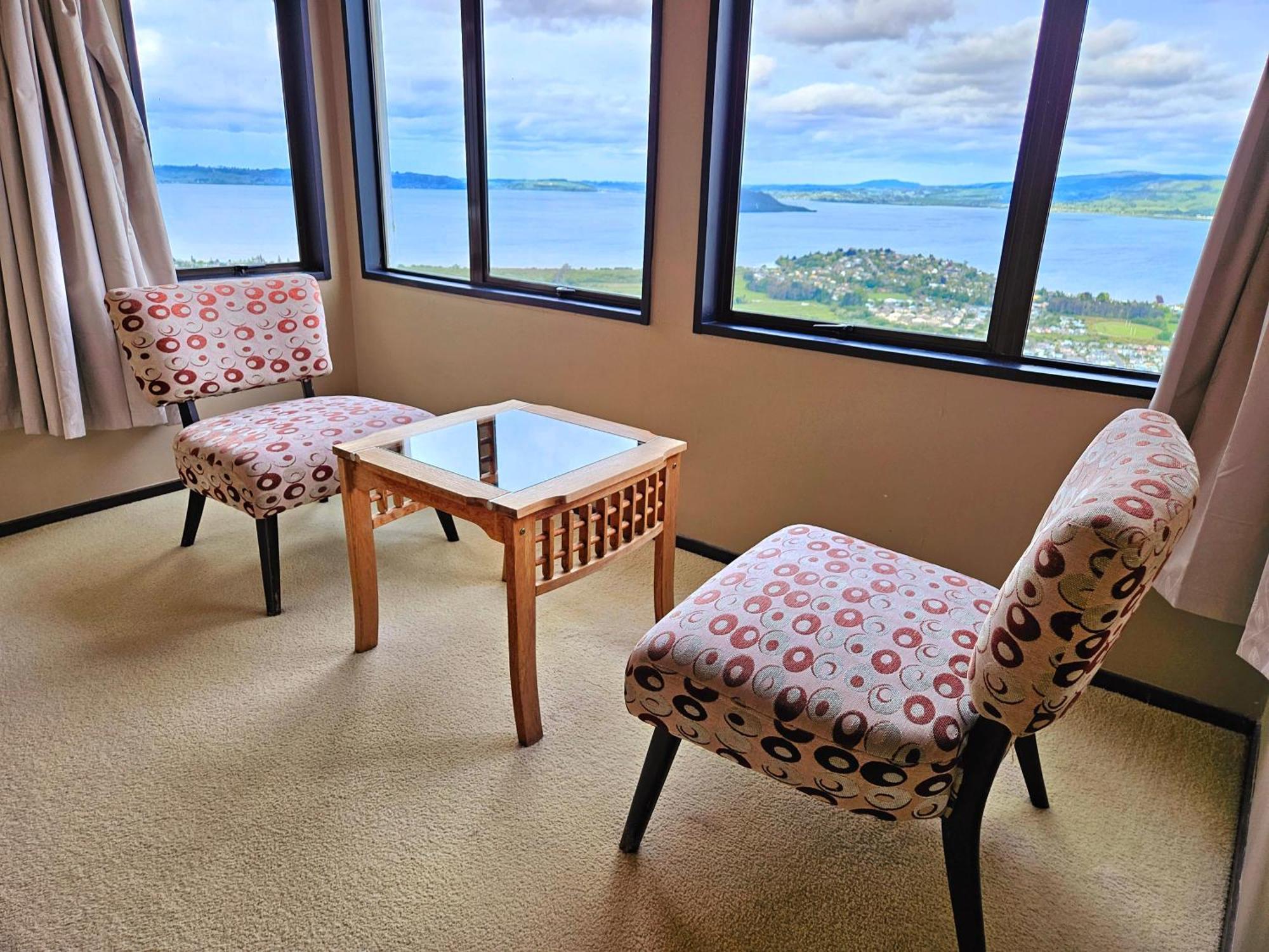 Aorangi Mountain Lodge Rotorua Buitenkant foto